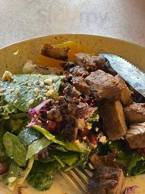 The River's Edge Cafe & Patio Bar