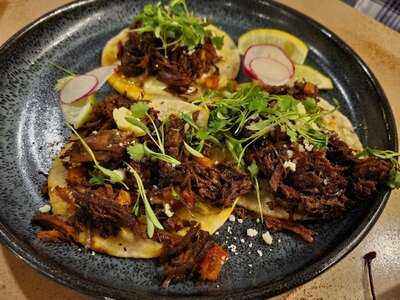 The River's Edge Cafe & Patio Bar