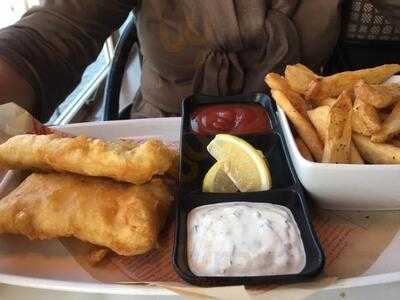 Salty's On The Columbia River