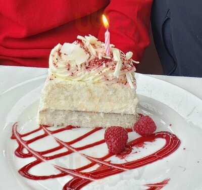 Salty's On The Columbia River