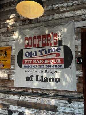 Cooper’s Old Time Pit Bar-b-que