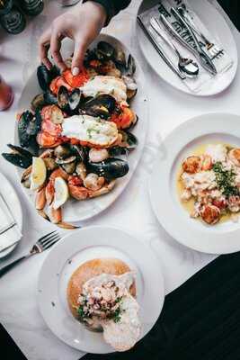 Fog Harbor Fish House