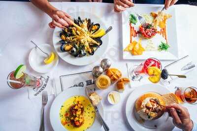 Fog Harbor Fish House