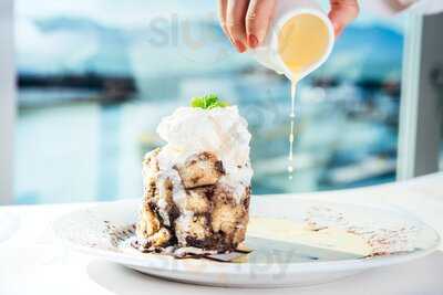 Fog Harbor Fish House