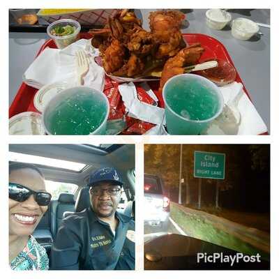 Tony's Pier Restaurant