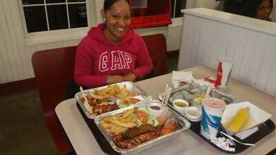 Tony's Pier Restaurant