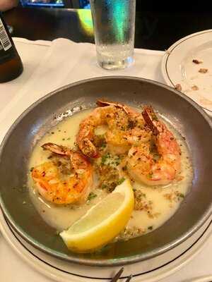 Hugo's Frog Bar & Fish House