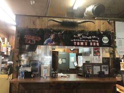 Tom's Barbecue & Deli
