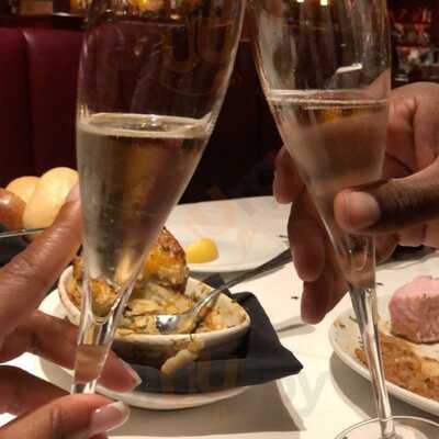 Fleming's Prime Steakhouse & Wine Bar