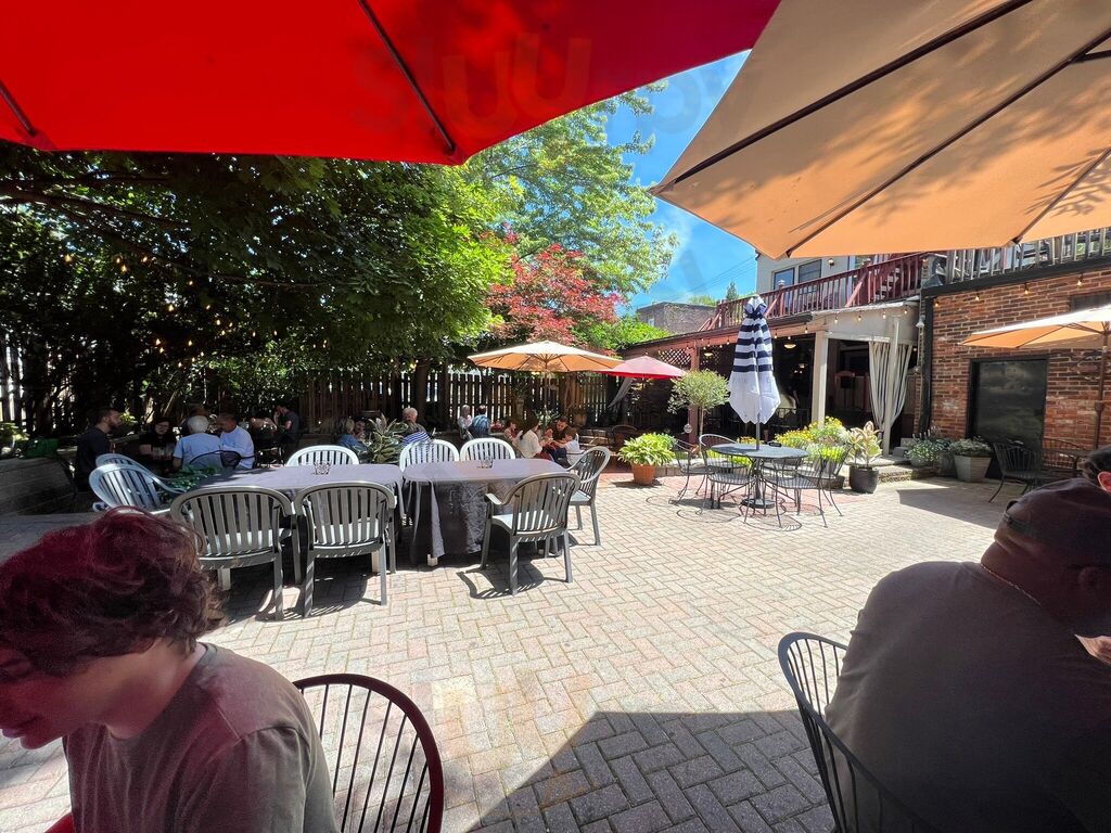 Guarino's Restaurant