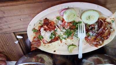 Los Guachos Taqueria