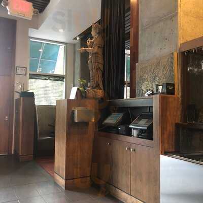 Basil Thai Restaurant