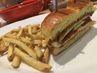 Doc B's  Restaurant + Bar