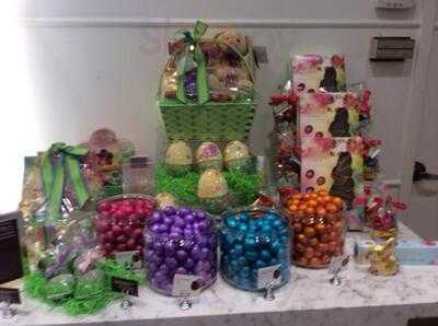 Godiva Chocolatier - Rockefeller Plaza