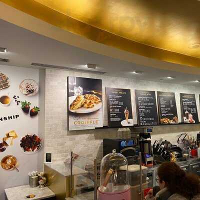 Godiva Chocolatier - Rockefeller Plaza