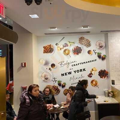 Godiva Chocolatier - Rockefeller Plaza