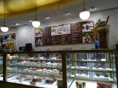 Godiva Chocolatier - Rockefeller Plaza