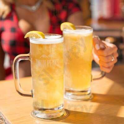 Twin Peaks Restaurants