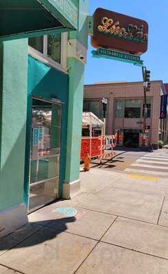 Luc Lac Vietnamese Kitchen