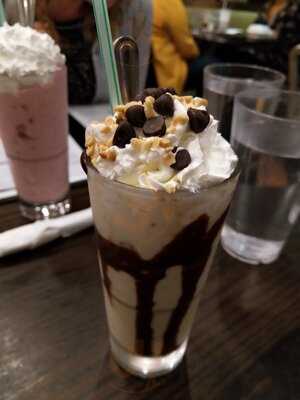 The Chicago Diner, Lakeview