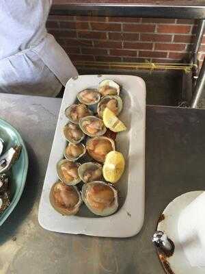 Cosenzas Fish Market