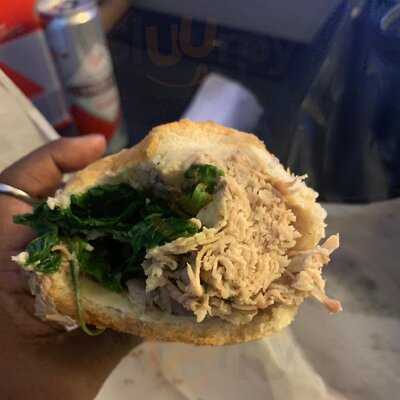 Dinic's Pork And Beef