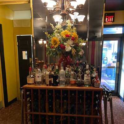 Pasqualone's Ristorante