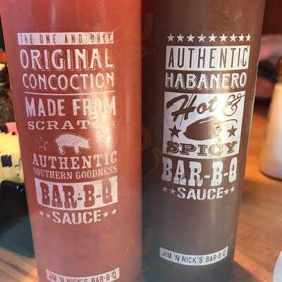 Jim 'n Nick's Bar-b-q