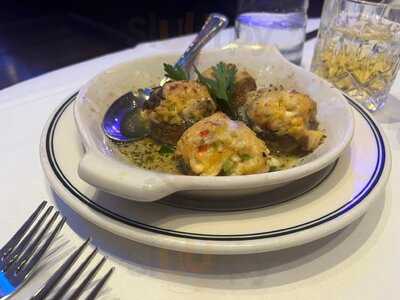 The Oceanaire Seafood Room