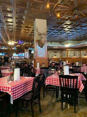 Riscky's Bar-b-q Sundance Square