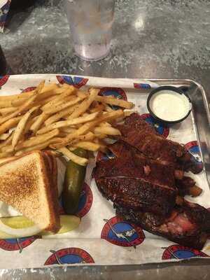Riscky's Bar-b-q Sundance Square