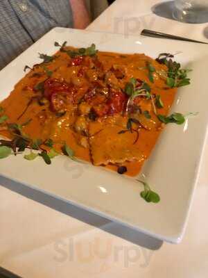 Michaelangelo's Italian Restaurant & Wine Bar