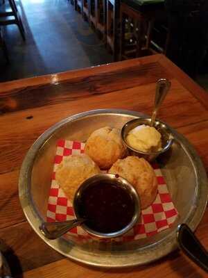 The Eagle Short North