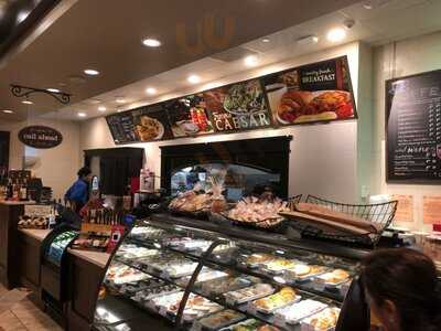 La Madeleine Country French Cafe