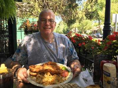 Aristocrat Pub & Restaurant