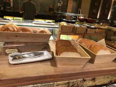 Q Kitchen | Bar - Hyatt Regency