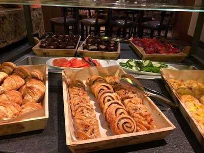 Q Kitchen | Bar - Hyatt Regency