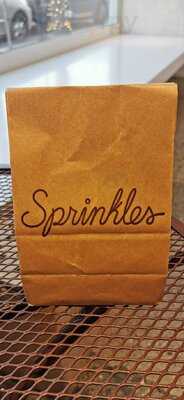 Sprinkles Beverly Hills Cupcakes