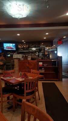 Captain's Pizzeria & Restaurant