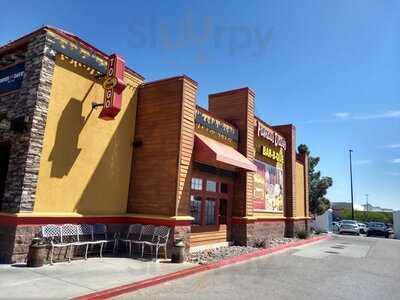 Famous Dave's Bar-b-que