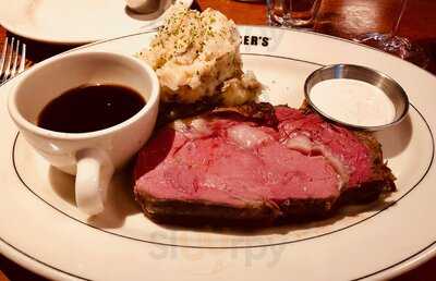 J Alexander's Restaurant