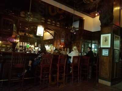 Menger Bar