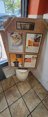 Lloyd's Carrot Cake Shop