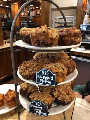 Blue Dog Bakery & Cafe