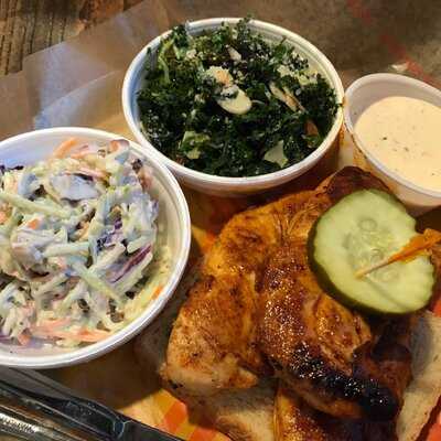 Joella's Hot Chicken - St Matthews