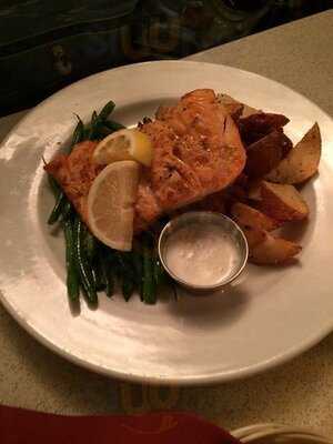 Shilo Restaurant Portland Airport