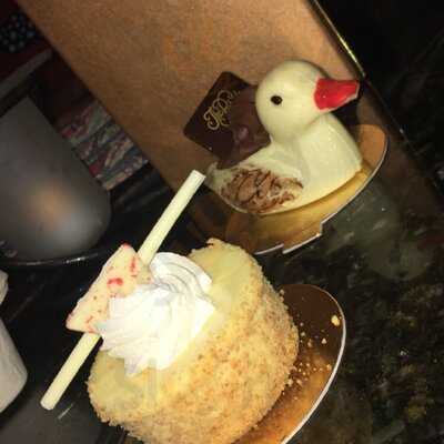 Peabody Deli & Desserts