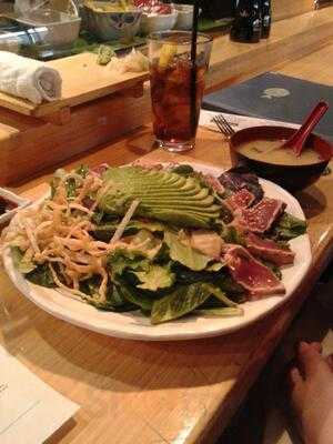 Tsunami Restaurant & Sushi Bar