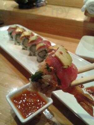 Tsunami Restaurant & Sushi Bar