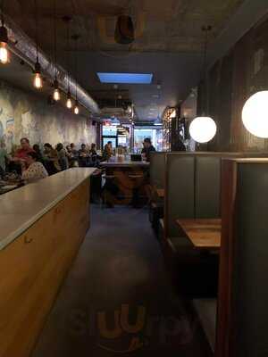 Muddy Waters Oyster Bar